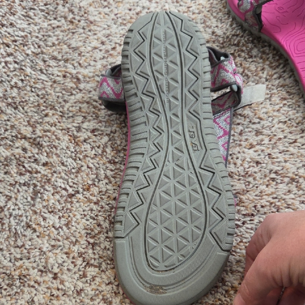 Teva Girl's Hiking Sandals with Pink Soles and Gray Straps - Picture 6 of 9